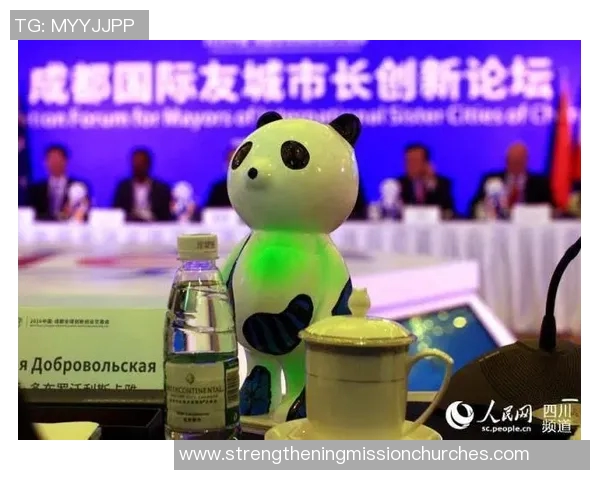 五人足球明星齐聚成都展现精彩对决与激情碰撞 五人足球明星齐聚成都展现精彩对决与激情碰撞