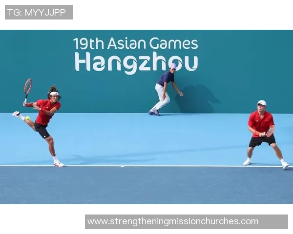 杭州亚运会网球队精彩配合展现团队精神与竞技水平的完美结合