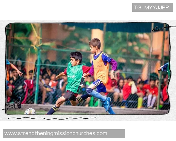 热议足球：成都足球队的团队协作变革_1